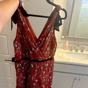 Lulu dress! Great for a wedding guest occasion :) worn once